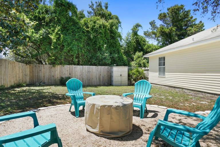 May Dates Available! Book Now! Short Walk to Beach! — photo 5