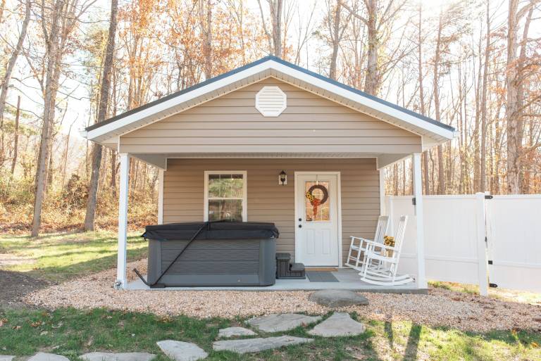 Cabin Grottoes