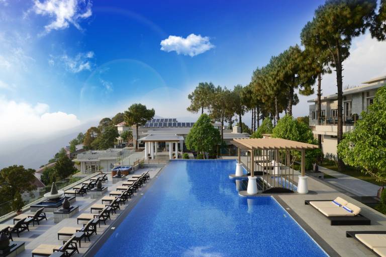 Resort  Kasauli