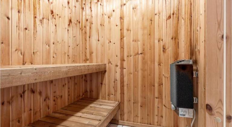 House with sauna, jacuzzi & pool | Dogs allowed — photo 4