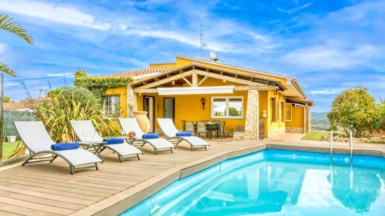 Villa 'Costacabana - Soleia' with Private Pool, Terraces, and Wi-Fi in Lloret de Mar