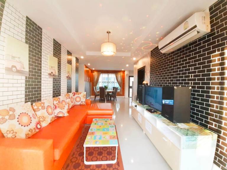 Baan Rarchaneekorn Pool Villa Huahin 3 Bedrooms — photo 4