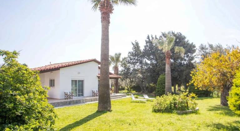 Vacation home with yard in Rhodes