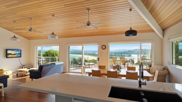 House Tura Beach
