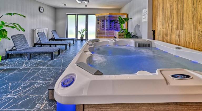 Apartamenty Belle View & SPA - centrum - by Royal Aparts — photo 5