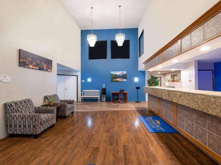 Baymont by Wyndham Limon — photo 2