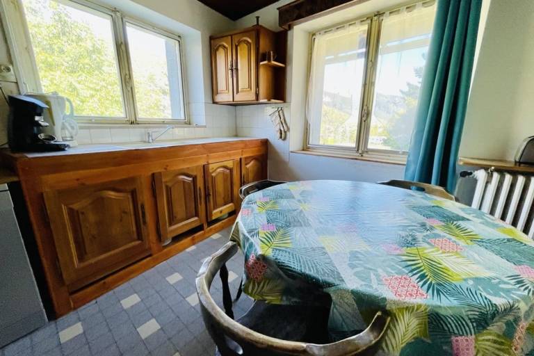 Holiday apartment with 3 rooms for 6 persons — photo 2