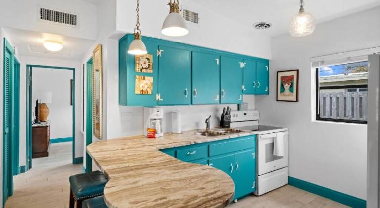 Apartment with 2 rooms for 4 persons — photo 4