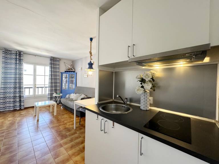 Apartment with garden & pool — photo 2