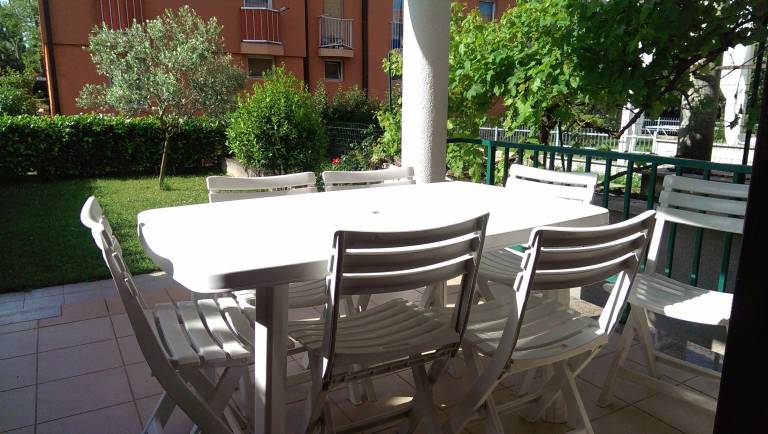 Fully equipped wonderful holiday apartment with terrace | Garden view | Pets are welcome — photo 4