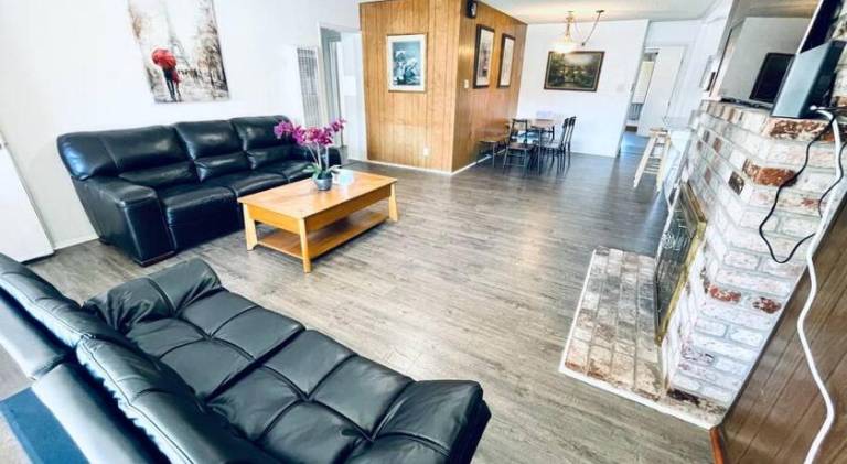 Charming house | Pets allowed in Hayward, CA