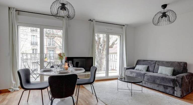 Holiday apartment with 2 rooms for 6 persons in Nanterre