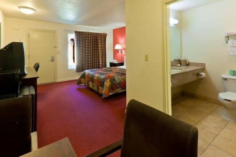 Motel  Millville