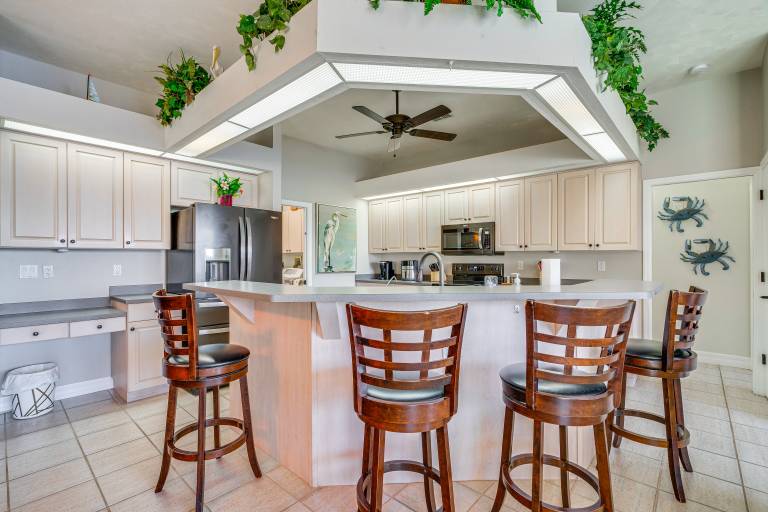 Boat Dock & Patio: Cape Coral Home 6 Mi to Beach! — photo 5