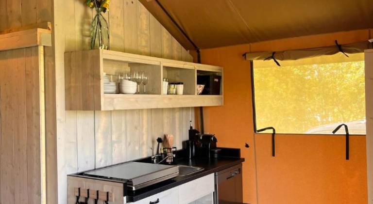 Safari Lodge Grou, luxe kamperen op een eiland! — photo 3