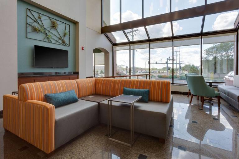 Drury Inn & Suites Columbia Stadium Boulevard — photo 2