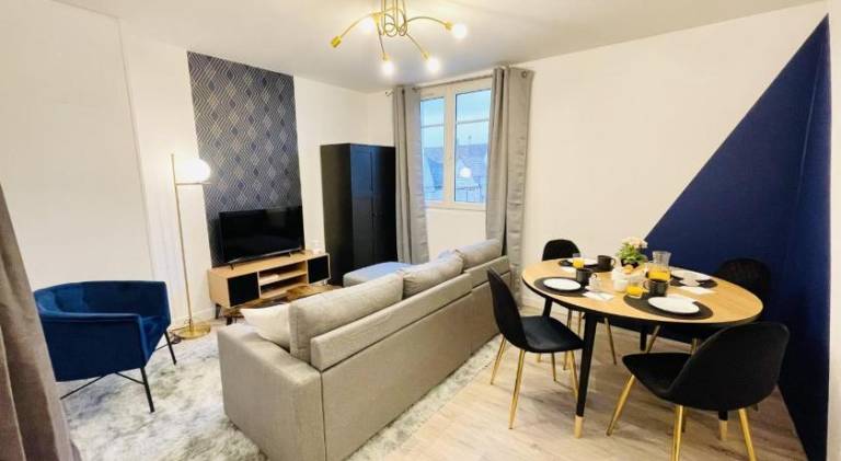 Holiday apartment with 1 room for 4 persons in Beauvais