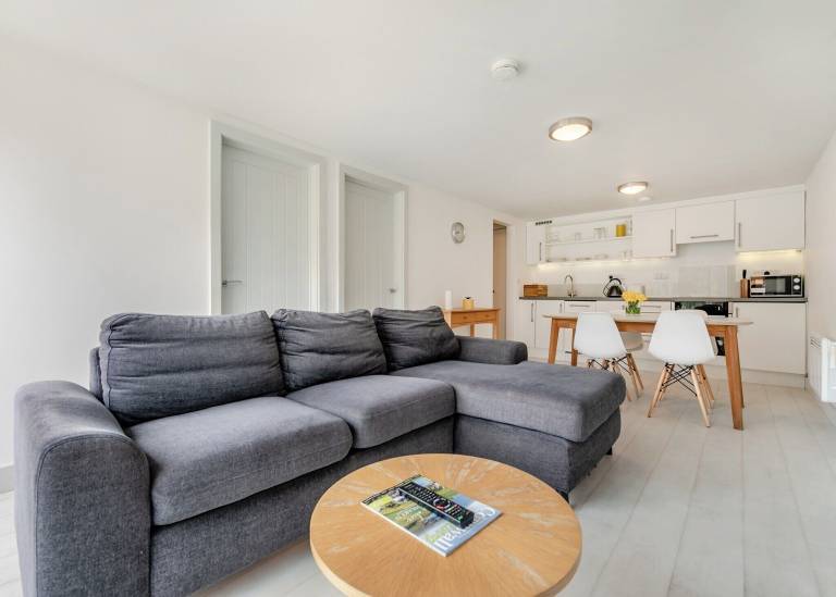 Apartment Looe