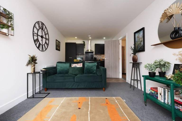 Nice vacation home | Near National Museum Cardiff | Pets allowed — photo 3