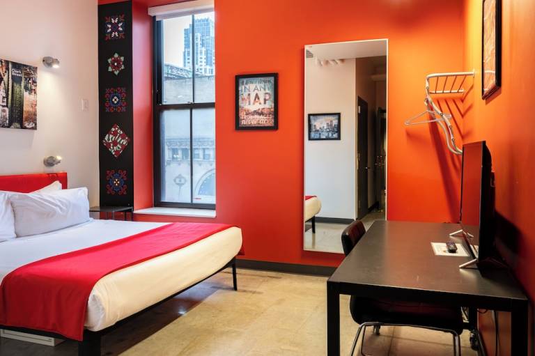 Hostel  Theatre District