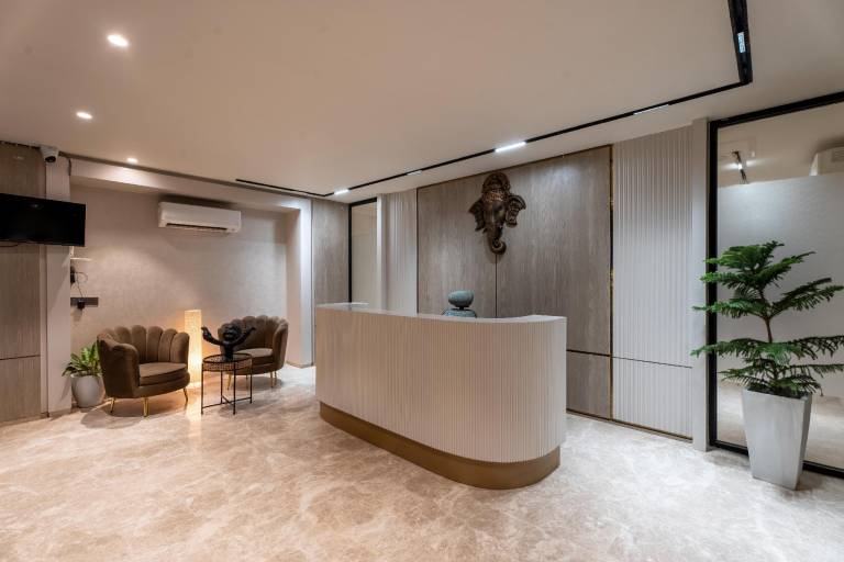 100 m&sup2; Apartment mit Hotelservice