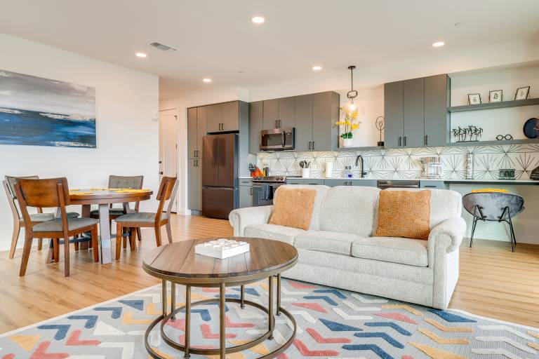 5 Mi to Dtwn: Modern Condo in New Braunfels! — photo 3