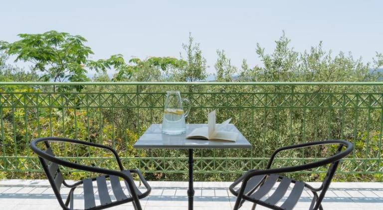 Wonderful apartment with patio & garden | Good for workation | Pet-friendly — photo 4