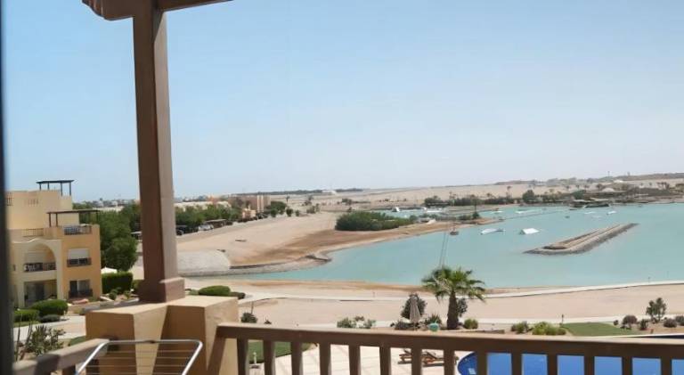 Holiday apartment with pool — photo 5