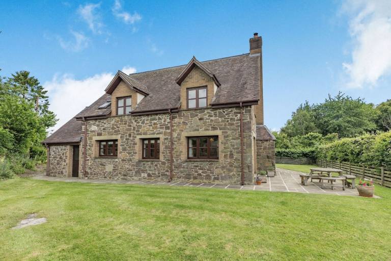 Cottage  Craven Arms