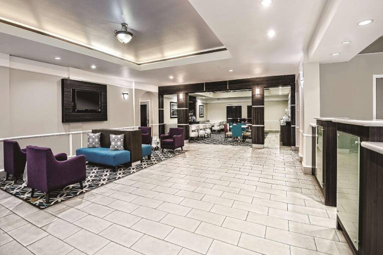 Quality Inn & Suites — photo 3