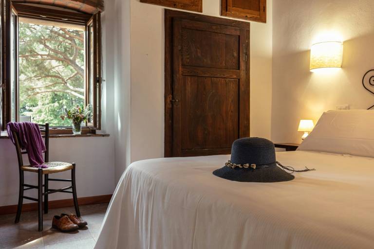 Family-friendly charming apartment with sauna, heated pool & patio | Suitable for remote work | Dogs allowed — photo 3