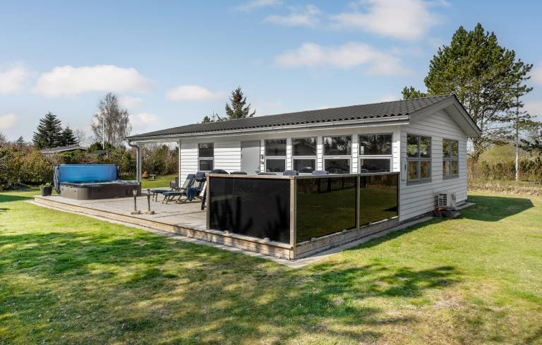 Ferienhaus mit Hund in Øster Hurup f&uuml;r max. 4 Personen