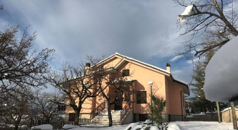 House with 3 rooms for 6 persons in Spoleto