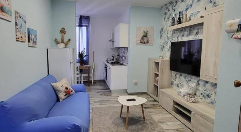 Rental apartment with 2 rooms for 6 persons in Oristano