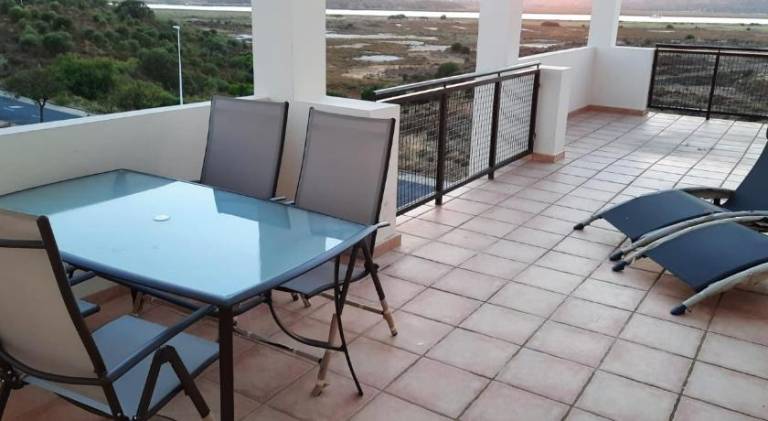 SEA AND SUN Luxury Penthouse Apartment — photo 3