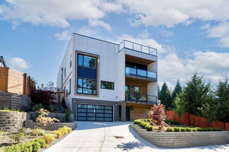 House  Mercer Island