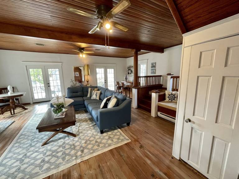 Cabin Livonia