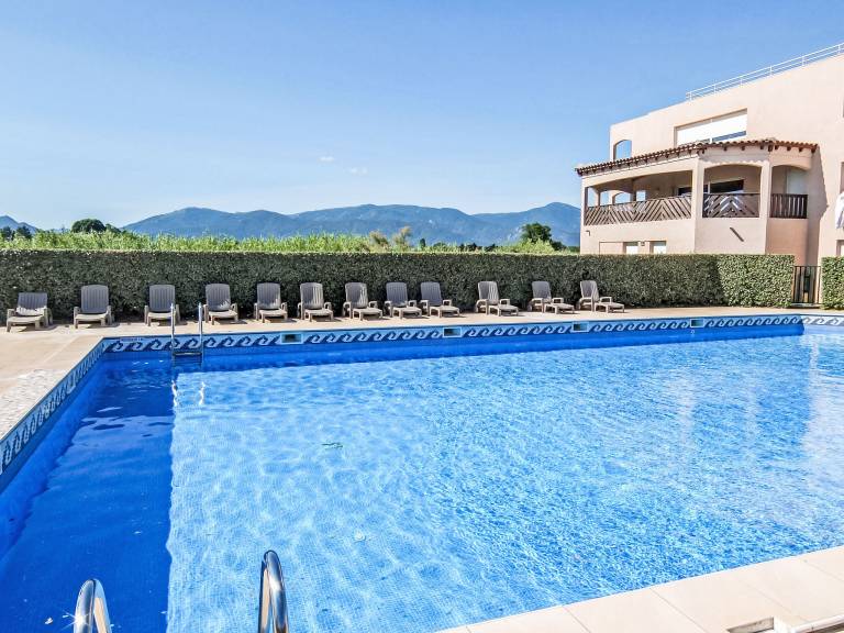 Apartment Saint-Cyprien