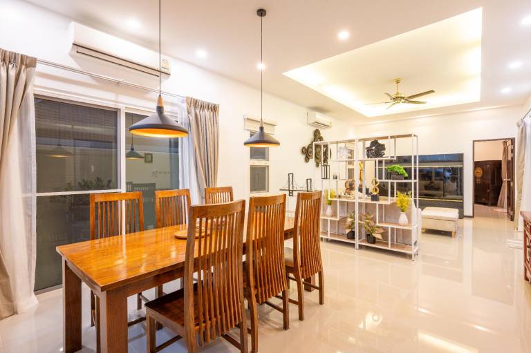 Villa with barbeque, private pool & terrace — photo 5