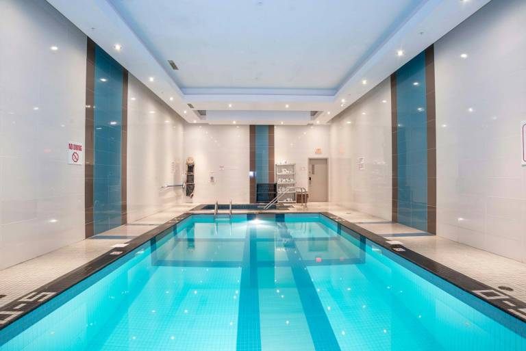 Sandman Hotel & Suites Winnipeg Airport — photo 4