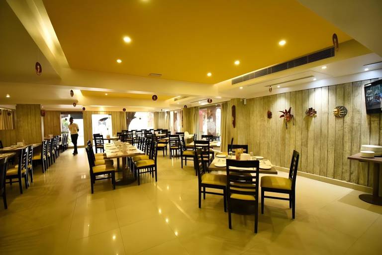 Hotel Campal — photo 3