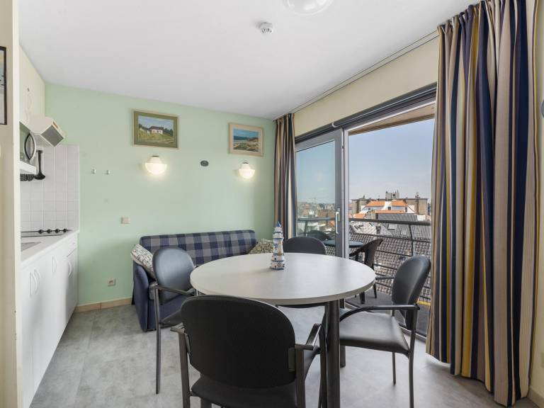 Apartment with patio in Blankenberge