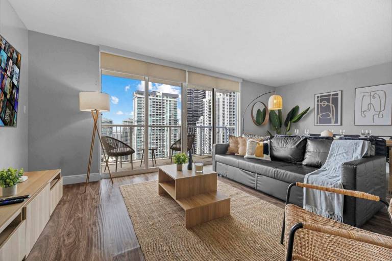 Condo Coconut Grove