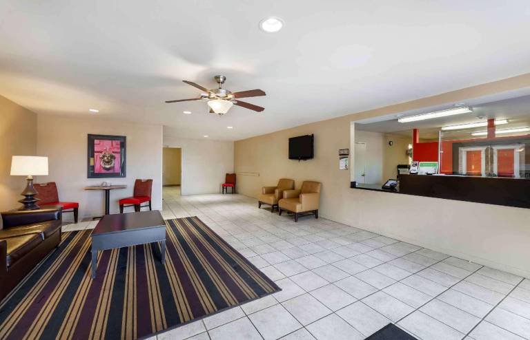 Extended Stay America Suites - Cleveland - Great Northern Mall — photo 3