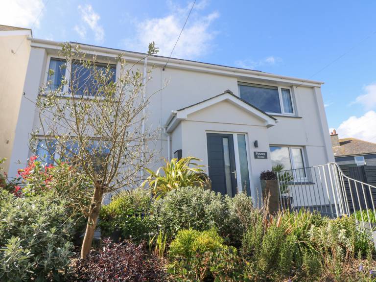 Children-friendly cottage with yard & barbeque | Beach view | Dogs allowed — photo 2