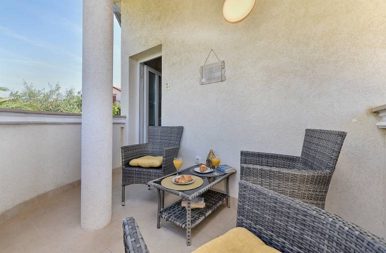 Holiday apartment with 1 room for 4 persons — photo 5