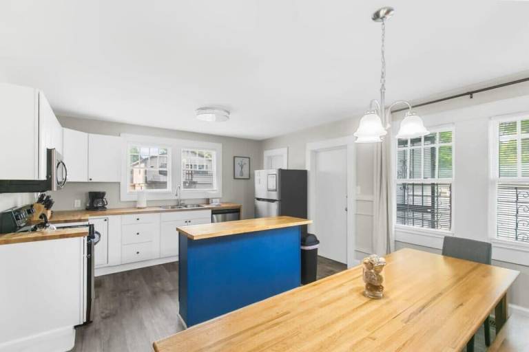 House  Ensley