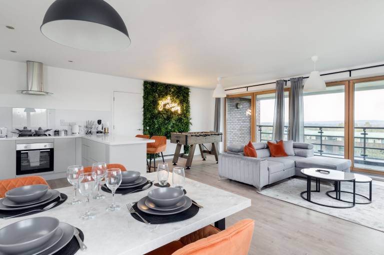 Apartment Milton Keynes