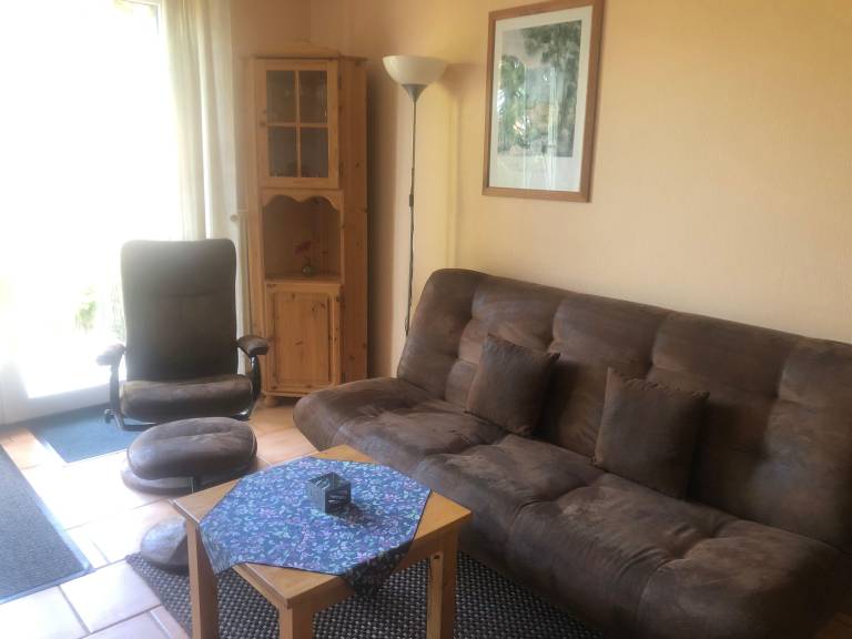 Child-friendly charming rental apartment with yard, barbeque & terrace | Pet-friendly — photo 3