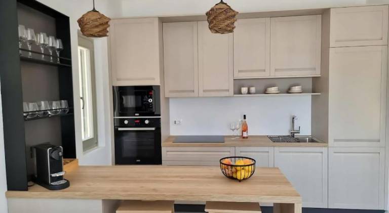 Fully equipped house with private pool & patio | Close to the beach | Dogs allowed — photo 5